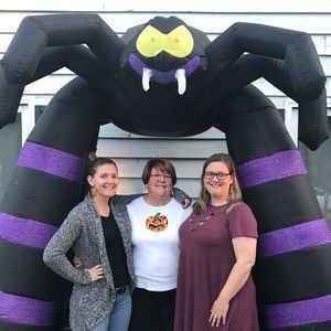 Meet your Posher, Nina